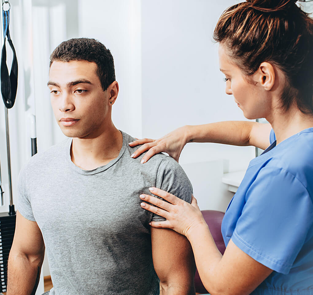 Shoulder injury physician: treatment and diagnosis